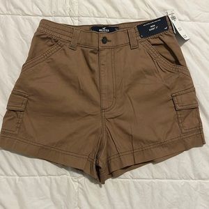 Hollister Ultra High-Rise Mom Short 3’’